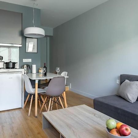 Cozy, Luminous And Comfy 5 Min Walk To Acropolis Apartment Athena Bagian luar foto